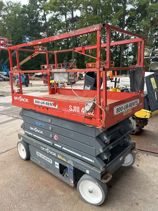 2018 Skyjack SJIII4632 Scissor Lift