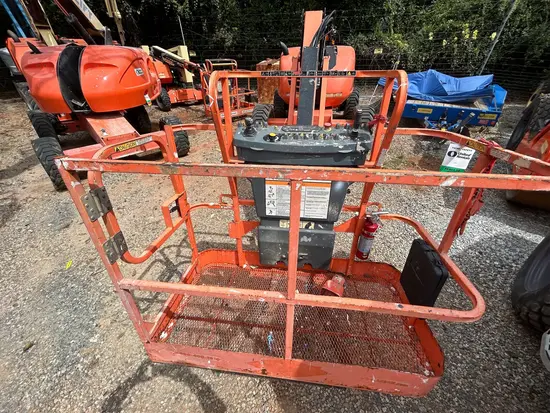 2016 JLG 600AJ Articulating Boom Lift