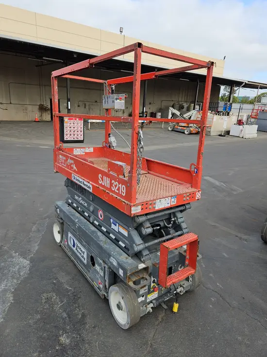 2018 Skyjack SJIII3219 Scissor Lift