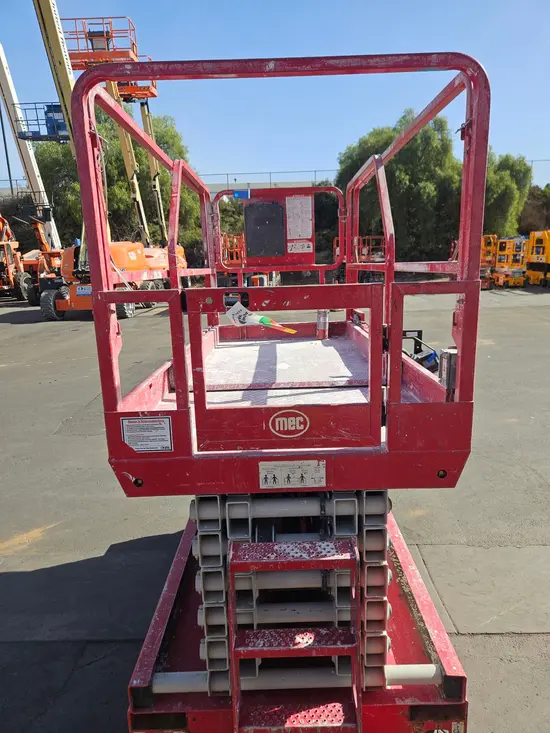 2018 MEC 4046SE Scissor Lift