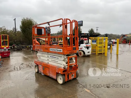 2019 Snorkel S3226E Scissor Lift