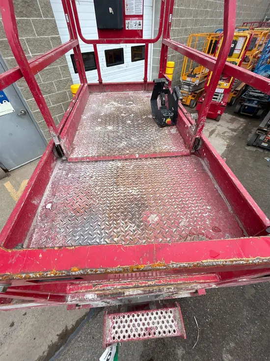 2018 MEC 4046SE Scissor Lift