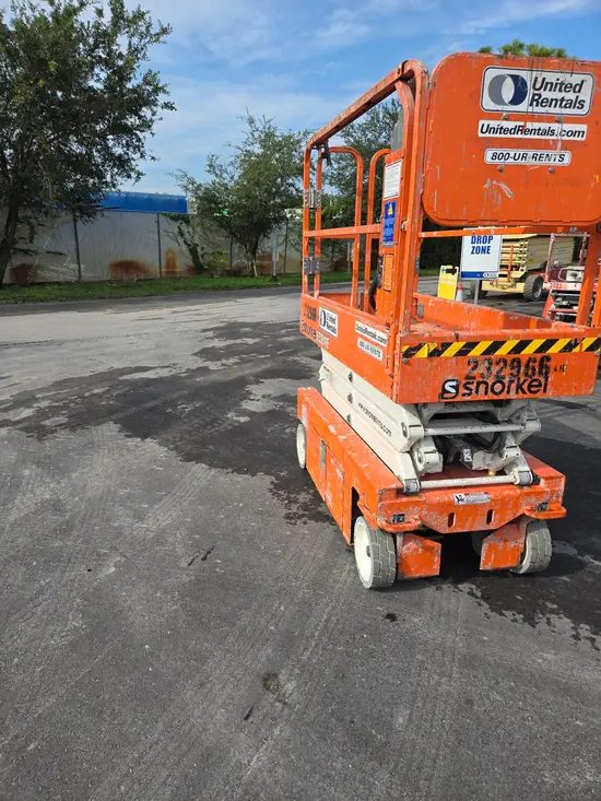2019 Snorkel S3219E Scissor Lift