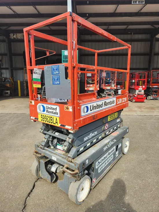 2018 Skyjack SJIII3219 Scissor Lift