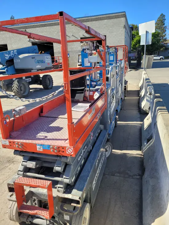 2017 Skyjack SJIII3219 Scissor Lift