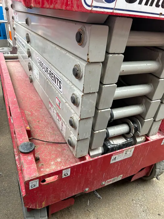 2022 MEC 4046SE Scissor Lift