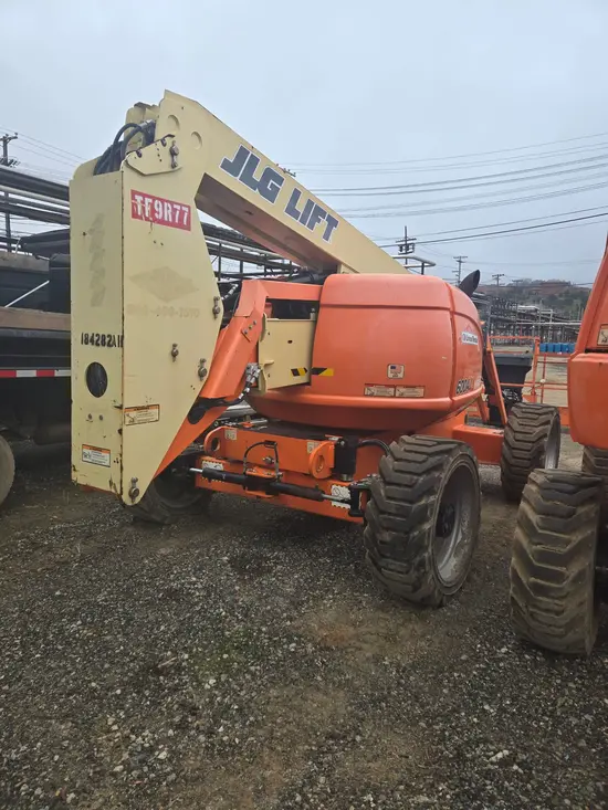 2017 JLG 600AJ Articulating Boom Lift