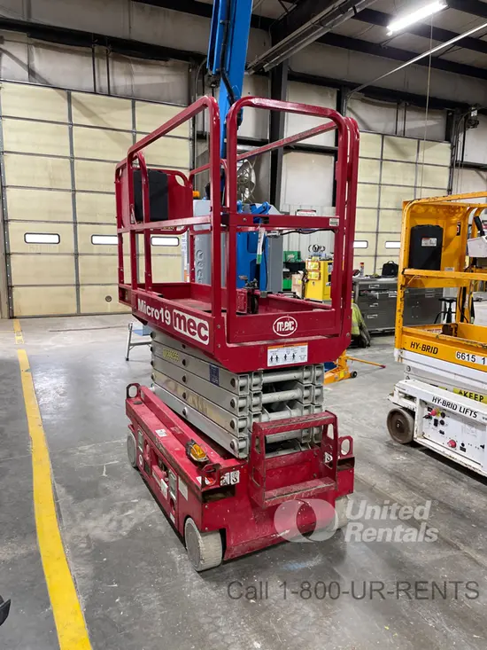 2018 MEC MICRO 19 Scissor Lift
