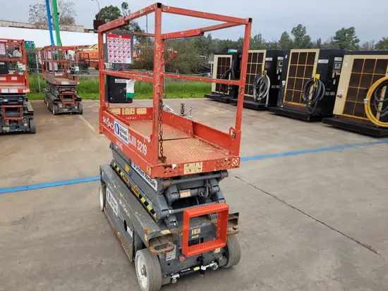 2014 Skyjack SJIII3219 Scissor Lift