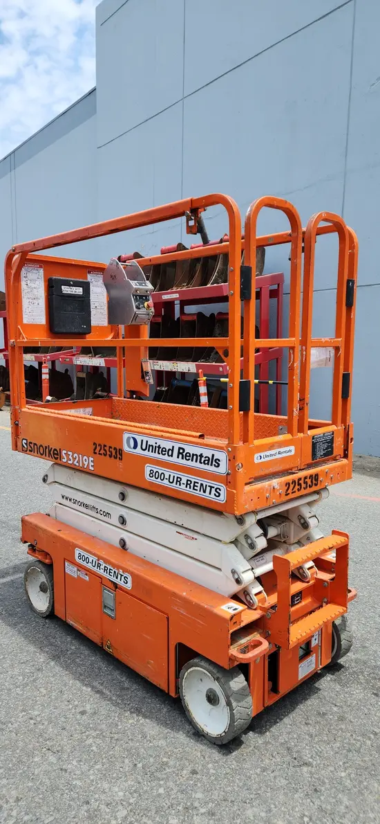 2019 Snorkel S3219E Scissor Lift