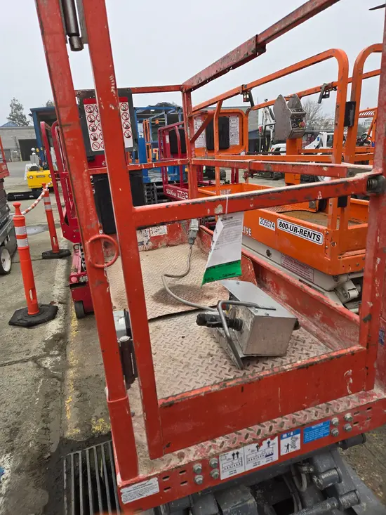 2016 Skyjack SJIII3219 Scissor Lift