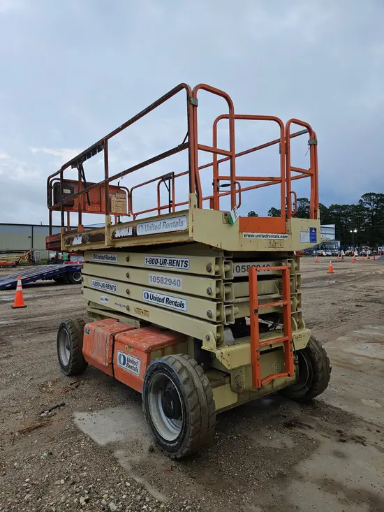 2017 JLG 3369LE Scissor Lift