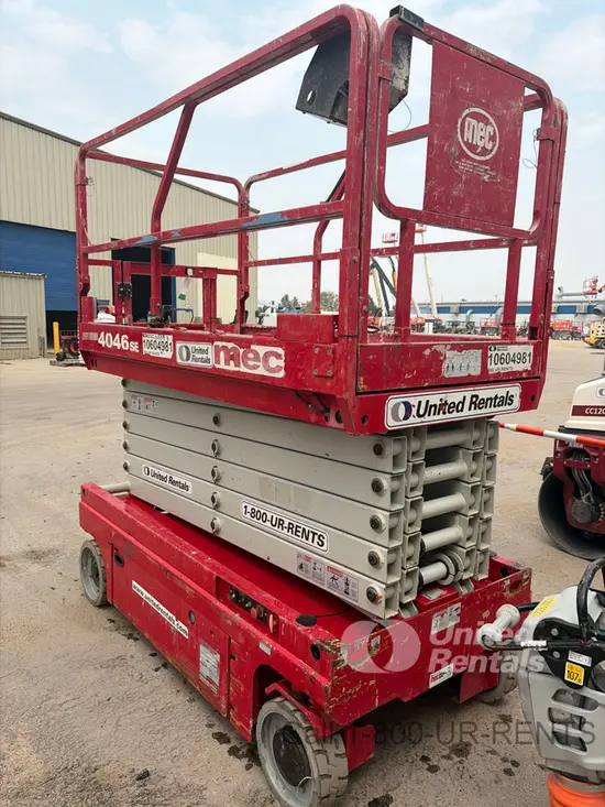 2017 MEC 4046SE Scissor Lift
