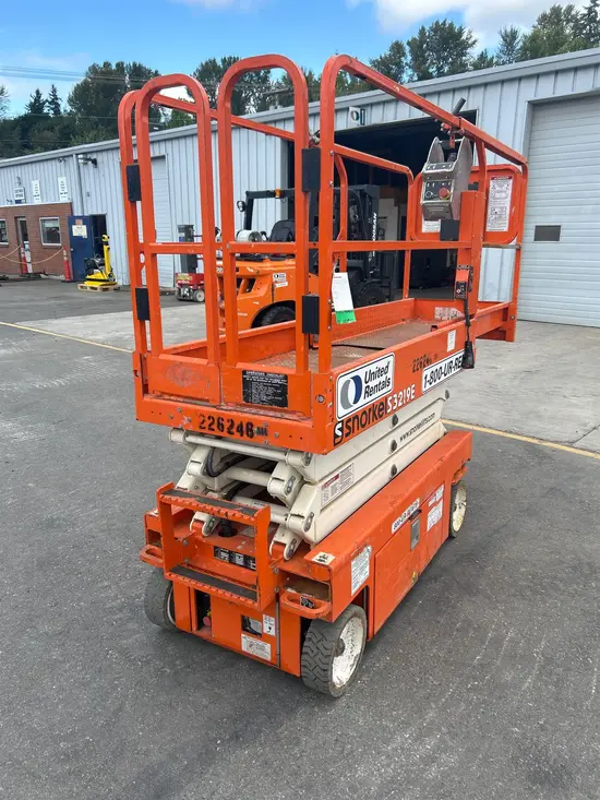 2019 Snorkel S3219E Scissor Lift