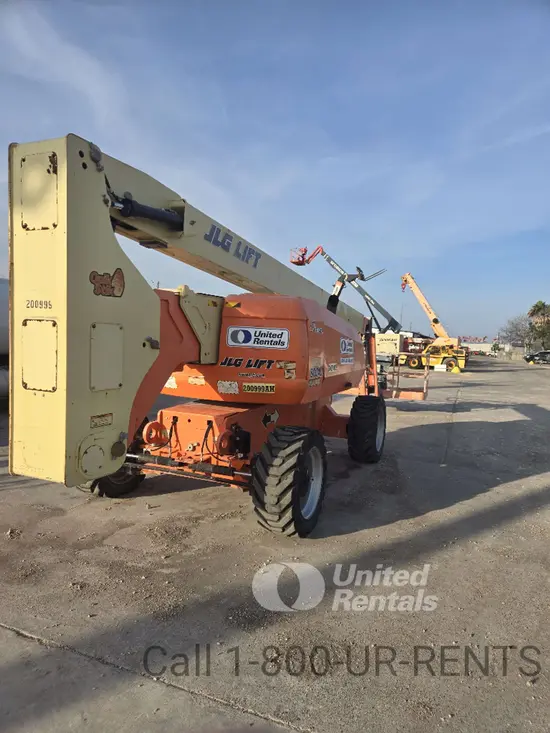 2018 JLG 800AJ Articulating Boom Lift