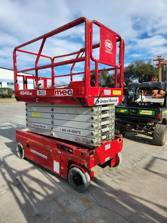 2017 MEC 4046SE Scissor Lift