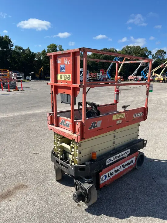 2018 JLG 1932R Scissor Lift