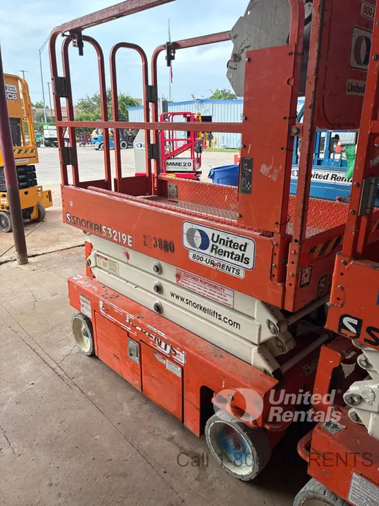 2019 Snorkel S3219E Scissor Lift
