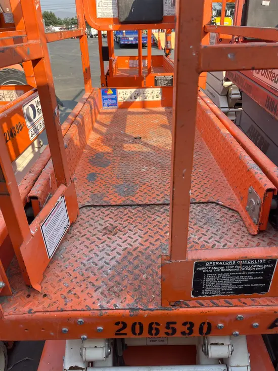 2018 Snorkel S3219E Scissor Lift