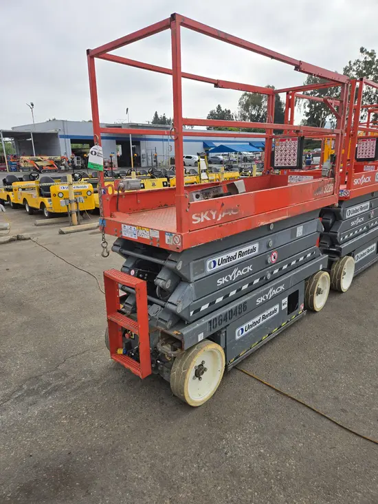 2017 Skyjack SJIII3226 Scissor Lift