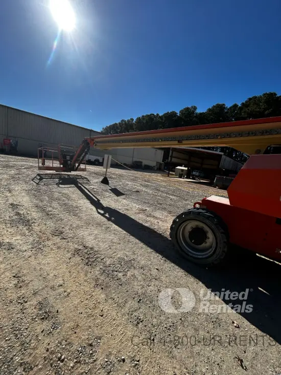 2018 JLG 860SJ Boom Lift
