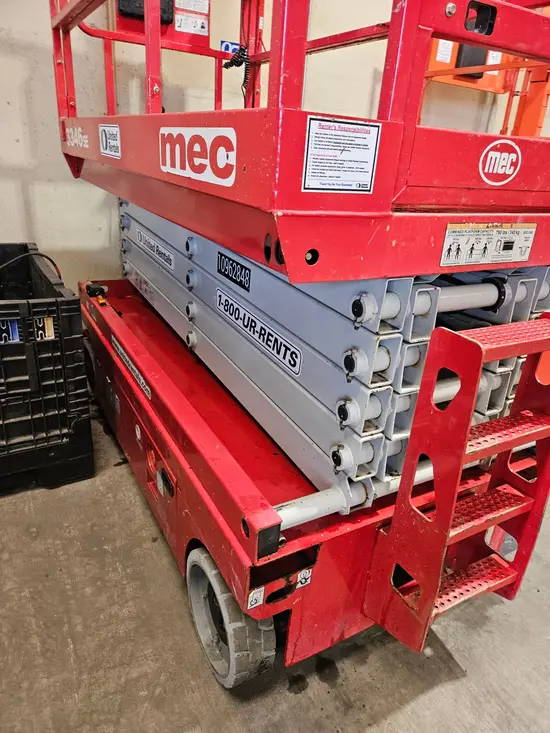 2019 MEC 3346SE Scissor Lift