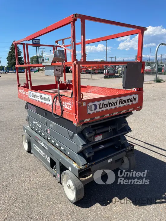 2019 Skyjack SJIII4632 Scissor Lift
