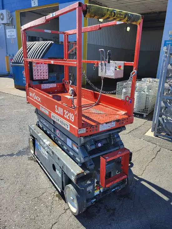 2018 Skyjack SJIII3219 Scissor Lift