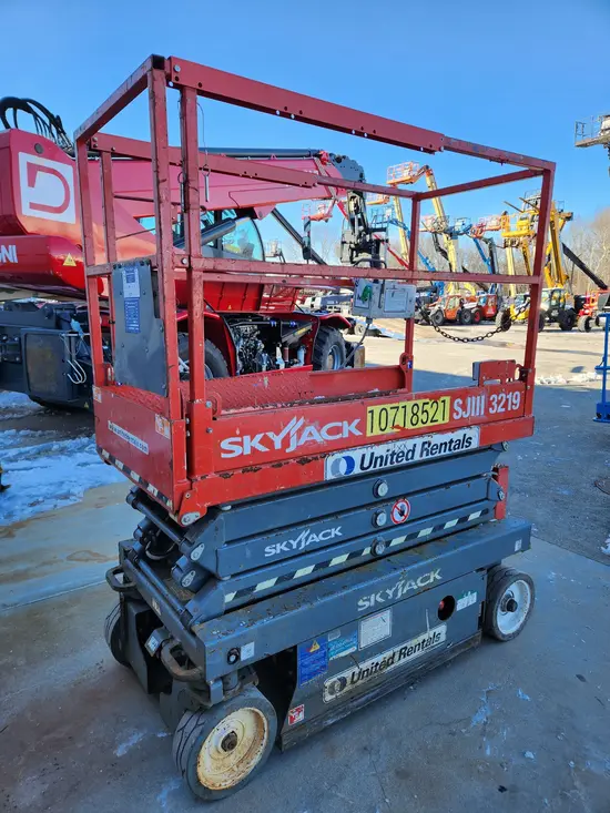2018 Skyjack SJIII3219 Scissor Lift