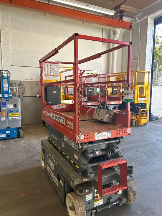 2016 Skyjack SJIII3219 Scissor Lift
