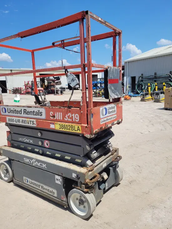 2016 Skyjack SJIII3219 Scissor Lift