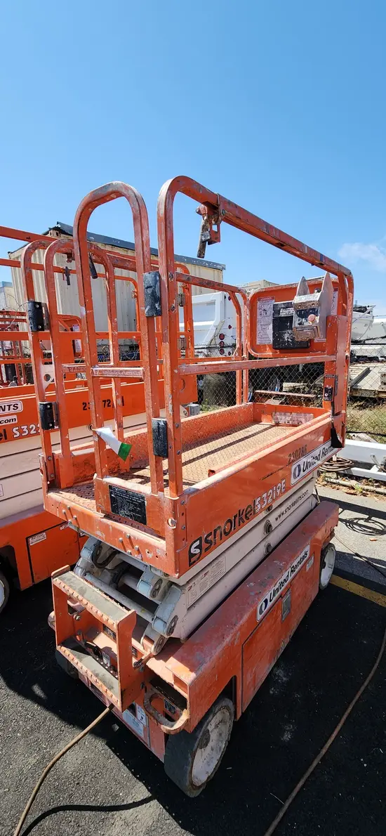 2019 Snorkel S3219E Scissor Lift