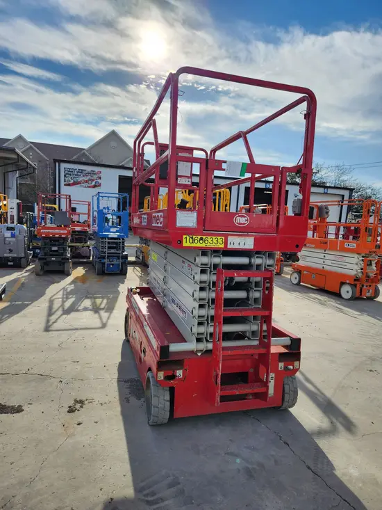 2017 MEC 4046SE Scissor Lift