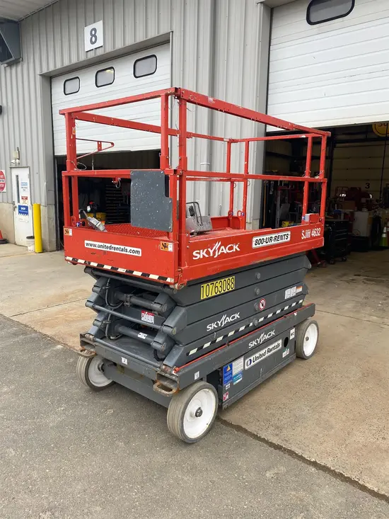 2018 Skyjack SJIII4632 Scissor Lift