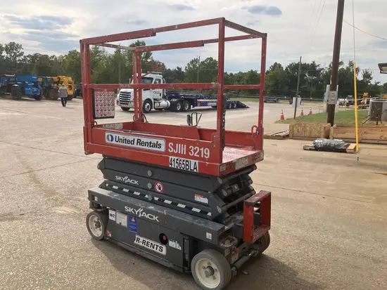 2017 Skyjack SJIII3219 Scissor Lift