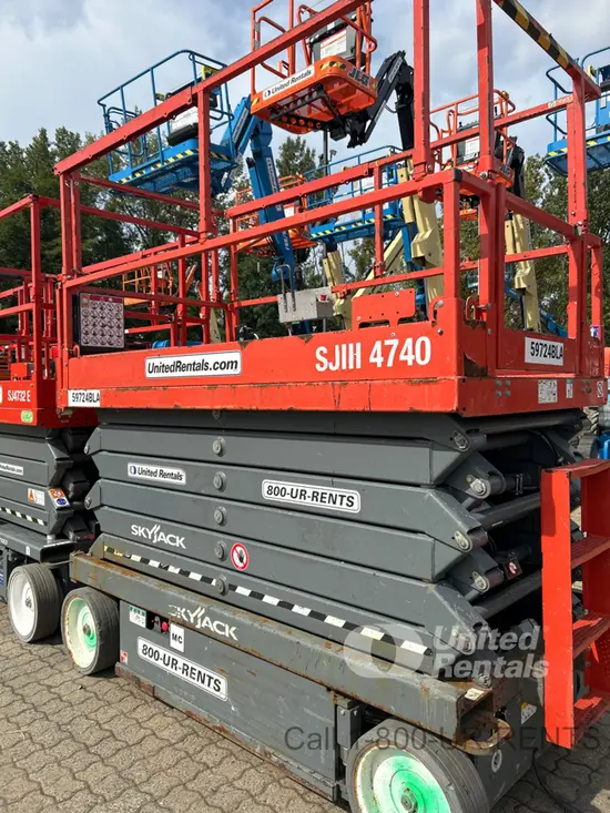 2018 Skyjack SJIII4740 Scissor Lift