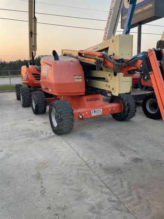 2016 JLG 450AJ Articulating Boom Lift