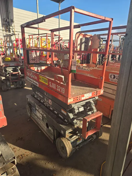 2018 Skyjack SJIII3219 Scissor Lift