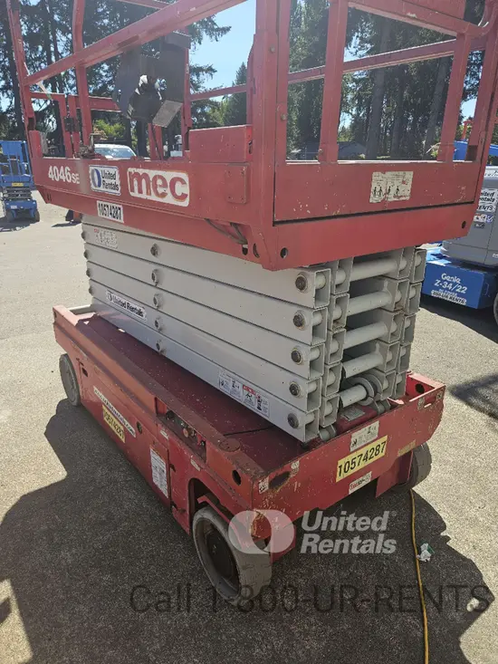 2017 MEC 4046SE Scissor Lift
