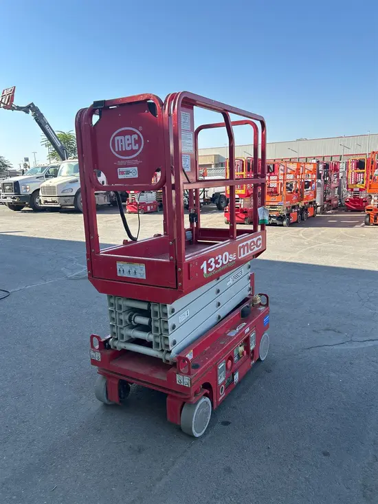 2019 MEC 1330SE Scissor Lift