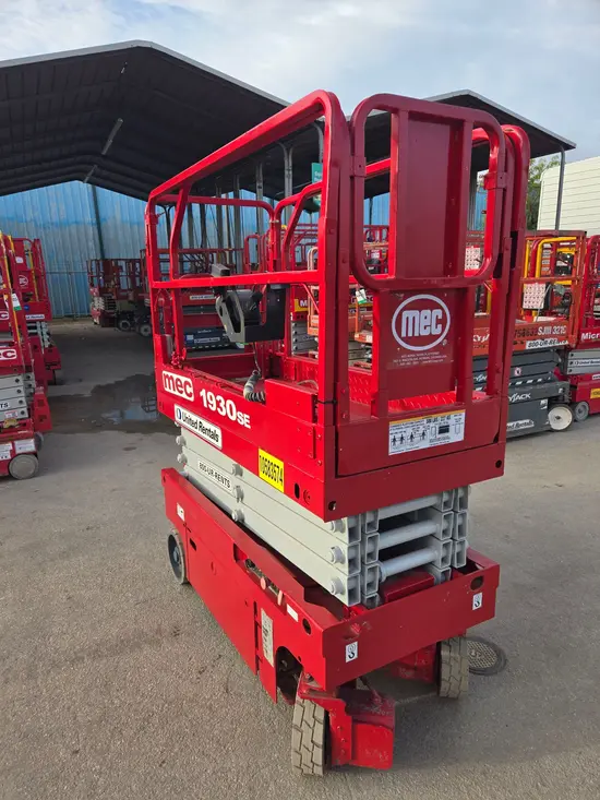 2017 MEC 1930SE Scissor Lift