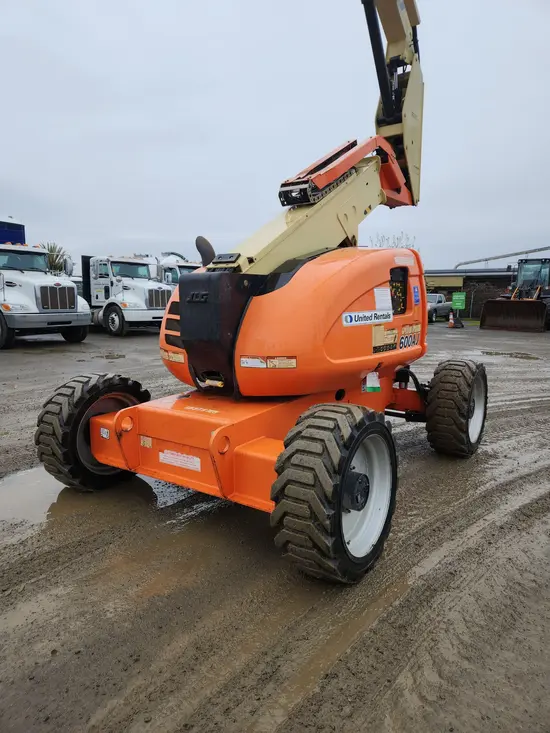 2017 JLG 600AJ Articulating Boom Lift