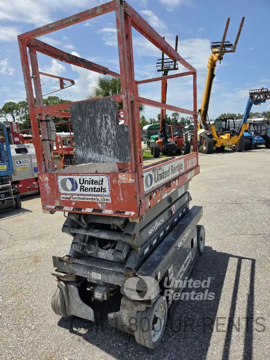 2017 Skyjack SJIII3219 Scissor Lift