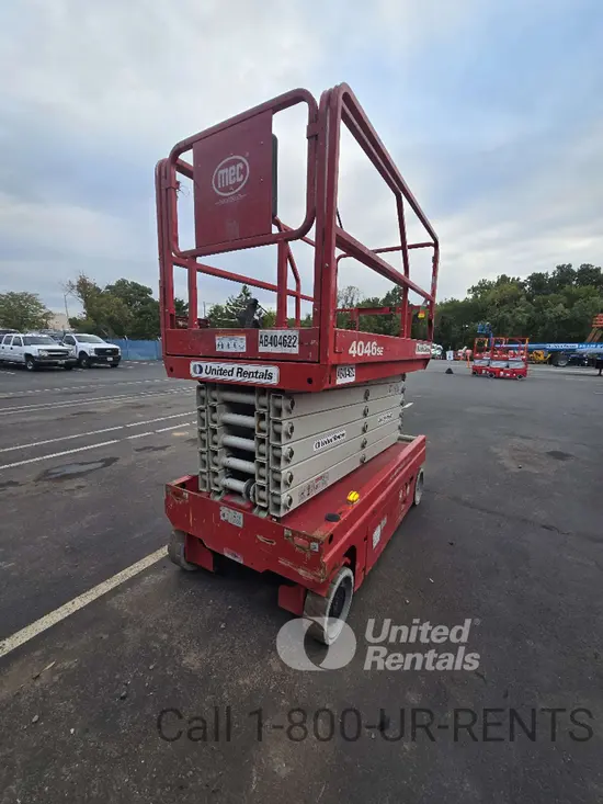 2018 MEC 4046SE Scissor Lift