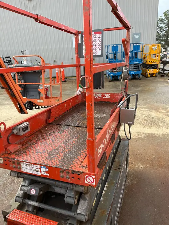 2017 Skyjack SJIII3219 Scissor Lift