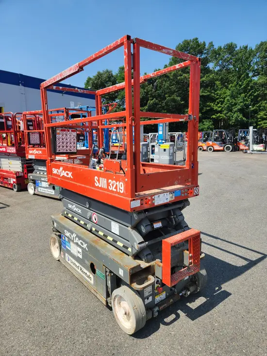 2018 Skyjack SJIII3219 Scissor Lift