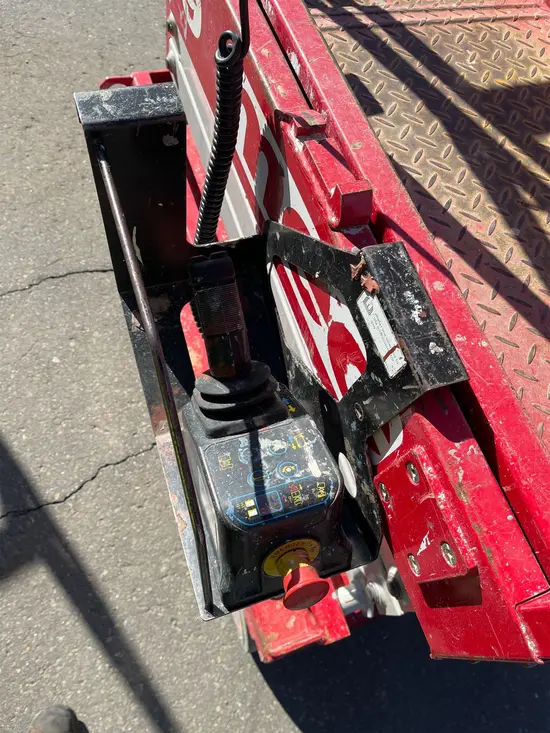 2018 MEC MICRO 19 Scissor Lift