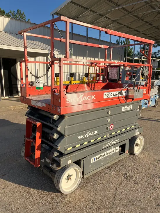 2017 Skyjack SJIII4632 Scissor Lift