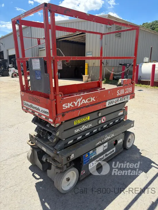 2018 Skyjack SJIII3219 Scissor Lift