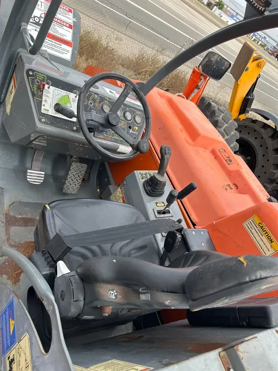2015 XTREME XR842 Forklift